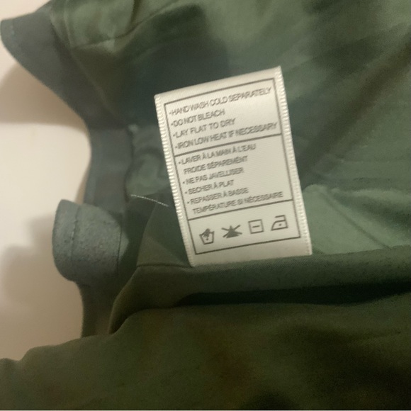 NWT woman’s soft faux suede moto jacket with a cropped hem forest green Size XL. - Picture 8 of 13